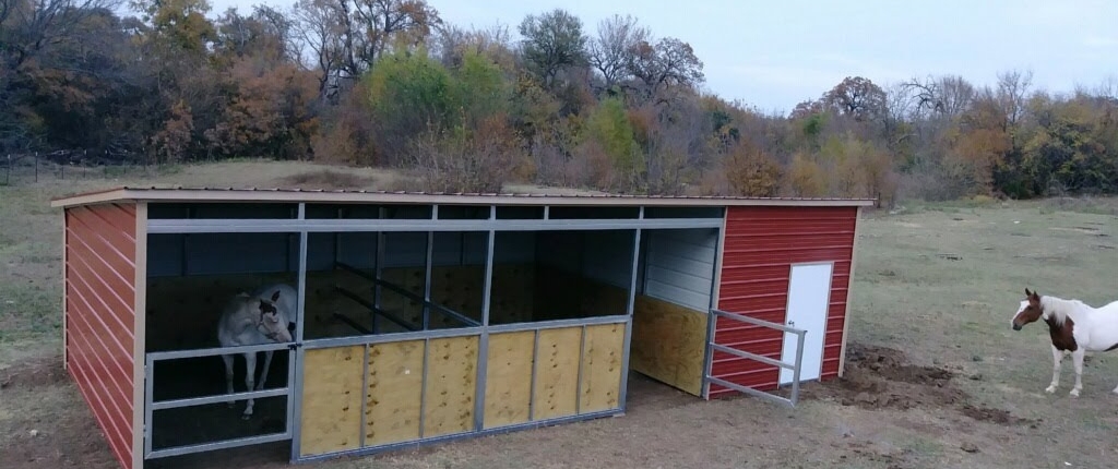 image of loafing shed by american-steelgarages.com